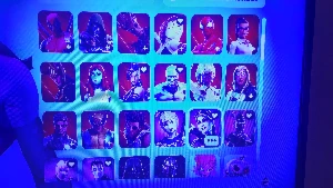 conta fortnite 180 skins