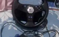 volante para ps2 , tem o adaptador para pc tbm