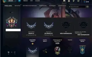 Conta prata 2 com 130 Champs e 101 Skins + 3 Vitoriosas