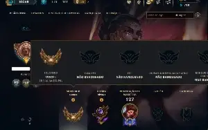 Ouro 1 com 55 Champs e 8 Skins