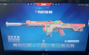 (Valor Negociável) Conta De Valorant Com + De R$1000 Em Skin