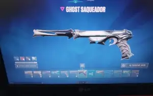 (Valor Negociável) Conta De Valorant Com + De R$1000 Em Skin