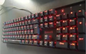 Teclado Gamer Redragon Mitra K551 Qwerty Switch Outemu Blue