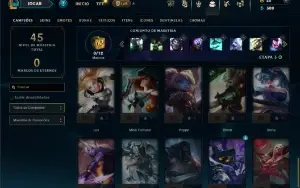 Ouro 4 com 45 Champs e 5 Skins