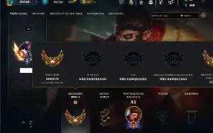 Ouro 4 com 45 Champs e 5 Skins