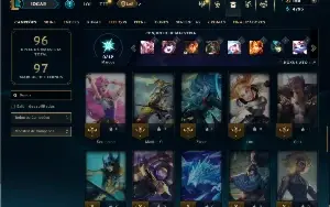 Unranked com 55 Champs e 29 Skins ( MONO SUP )