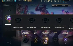 Unranked com 35 Champs e 7 Skins