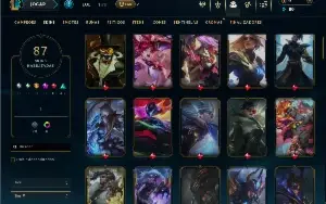 Unranked com 85 Champs e 87 Skins ( MID / JG )