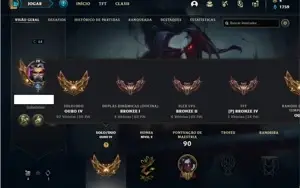Conta ouro 4 com 46 Champs e 16 Skins + Prestigio do Kayn