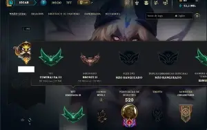 Bronze  2 com TODOS os champs e 90 Skins (mais de 80 jogos)