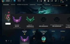 Mestre com 45 Champs e 2 Skins + 8 Fragmentos