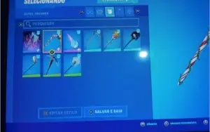 Vende-se conta top de Fortnite. Preço negociável.