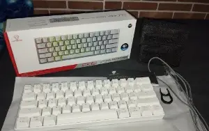 Teclado Gamer CK61
