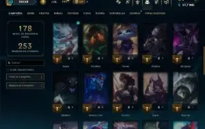Ouro 4 com 45 Champs e 9 Skins