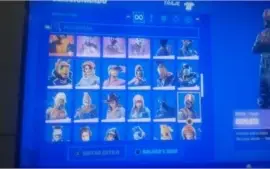 Conta de fortnite com passe completo da season 3