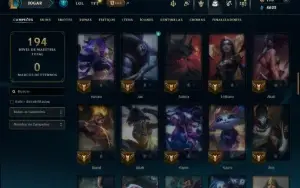 Mestre com 80 Champs e 15 Skins ( 215 PDL )