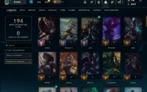 Mestre com 80 Champs e 15 Skins ( 215 PDL )