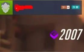 Overwatch com skins e algumas armas upadas no Warzone