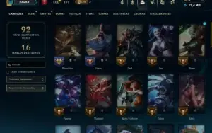 Unranked com 50 Champs e 20 Skins
