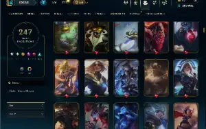 Esmeralda 1 com TODOS os champs e 247 Skins ( JG / ADC )