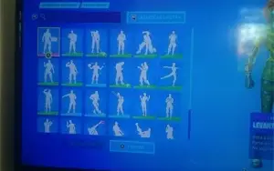 Conta fortnite por 50 reais