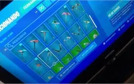 Fortnite conta com ikonik e salve o mundo PC/PS4