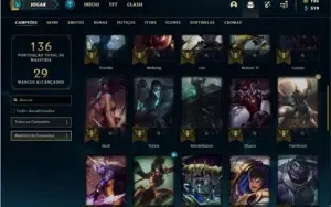 Conta ouro 4 com 44 Champs e 24 Skins