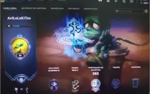 Conta League of Legends