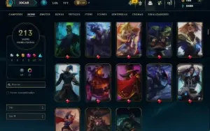 Unranked com 120 Champs e 213 Skins ( MAIN ADC )