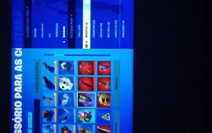 Conta de Fortnite com 245 (Incluindo Raras)