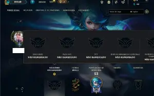 Unranked com 42 Champs e 10 Skins