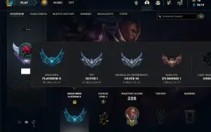 Platina 2 com 105 Champs e 79 Skins + Ryze Triunfante