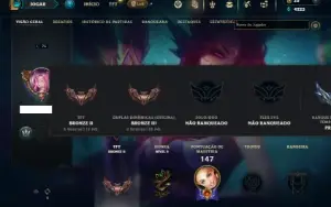 Unranked com 45 Champs e 18 Skins