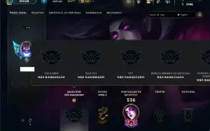 Unranked com 150 Champs e 152 Skins ( SUP / ADC )