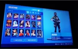 CONTA/FORTNITE/PC/+50/SKINS/PASSE 5 AO 9/+1000VBUC