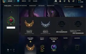 Conta ouro 3 com 4 Skins e 31 Champs