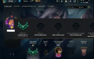 Esmeralda 4 com TODOS os champs e 123 Skins ( MAIN MID )