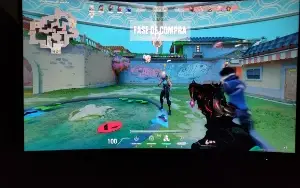 Vendo Conta de Valorant , Platina , com varias Skins