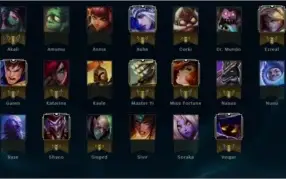 Vendo minha smurf ouro 4 nivel 31 - R$ 39,99