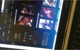 Conta no lol com 250 skins