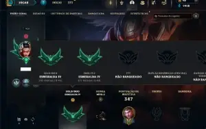 Esmeralda 4 com 130 Champs e 43 Skins + 2 Fragmentos