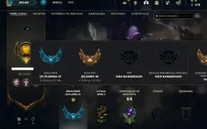 Platina 4 com 28 Champs e 2 Skins + 25 Espolios
