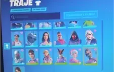 CONTA COM 119 SKINS E 96 PICARETAS (PASSES ANTIGOS)