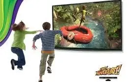 Xbox 360 4 GB + Kinect + jogo Kinect Adventures + 1 mês live