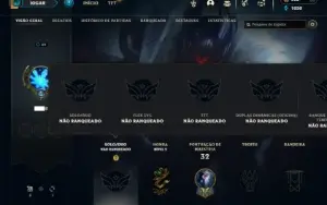 Unranked com 35 Champs e 10 Skins + 3 Fragmentos