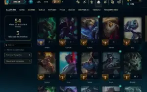 Platina 3 com 35 Champs e 7 Skins