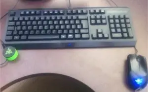 Teclado Gamer Razer Cyclosa