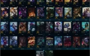 Conta Nível 43, Prata 3, 42 Champs e 3 Skins Épicas