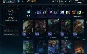 Unranked com 150 Champs e 237 Skins ( TOP / JG / ADC )