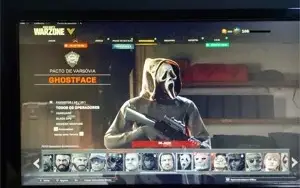 Conta Warzone com varias skins , armas diamante , gold.
